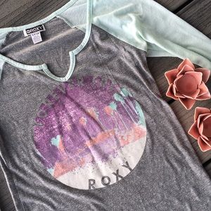 Roxy women’s small long sleeve shirt